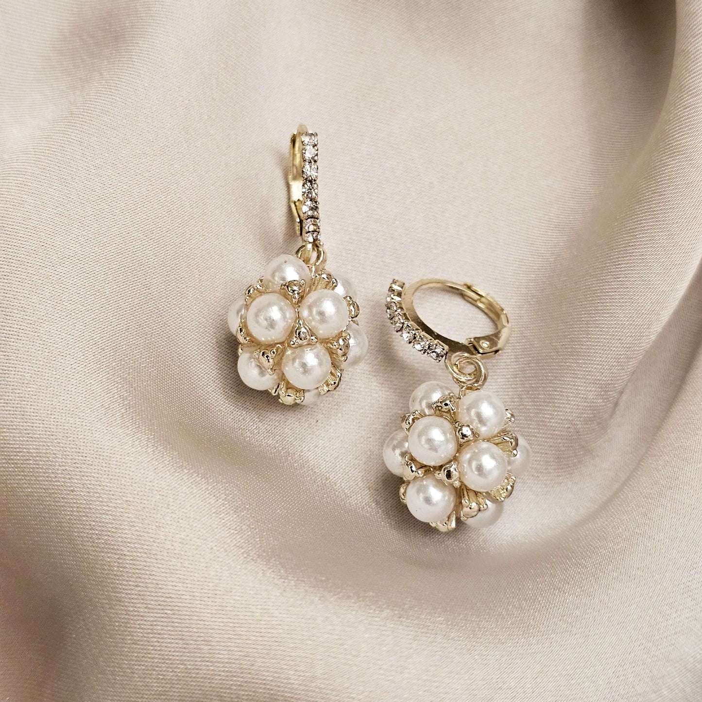 Fascinating Silver Flower Pearl Drop Earrings