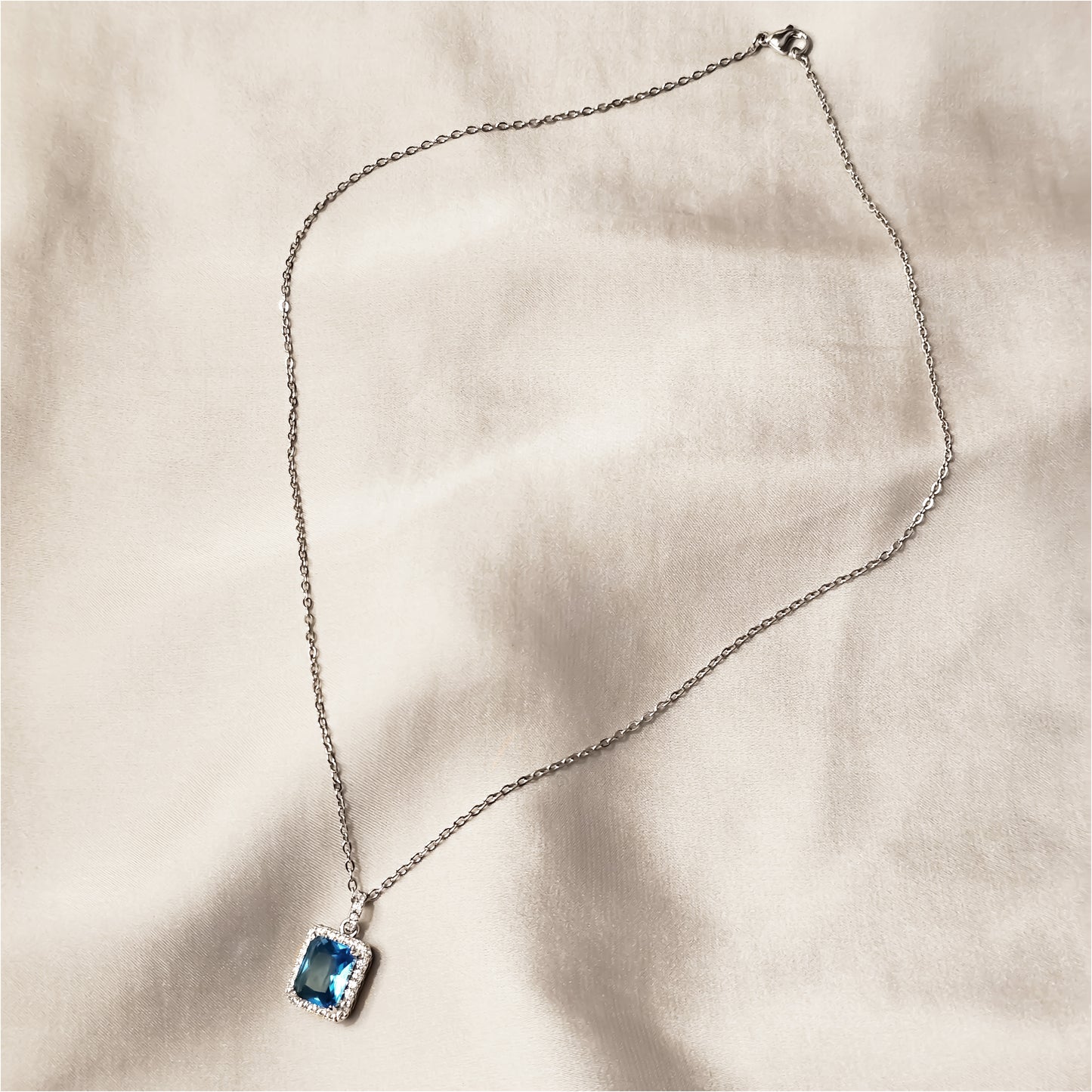 Rectangle Lux-Silver-Blue Pendant