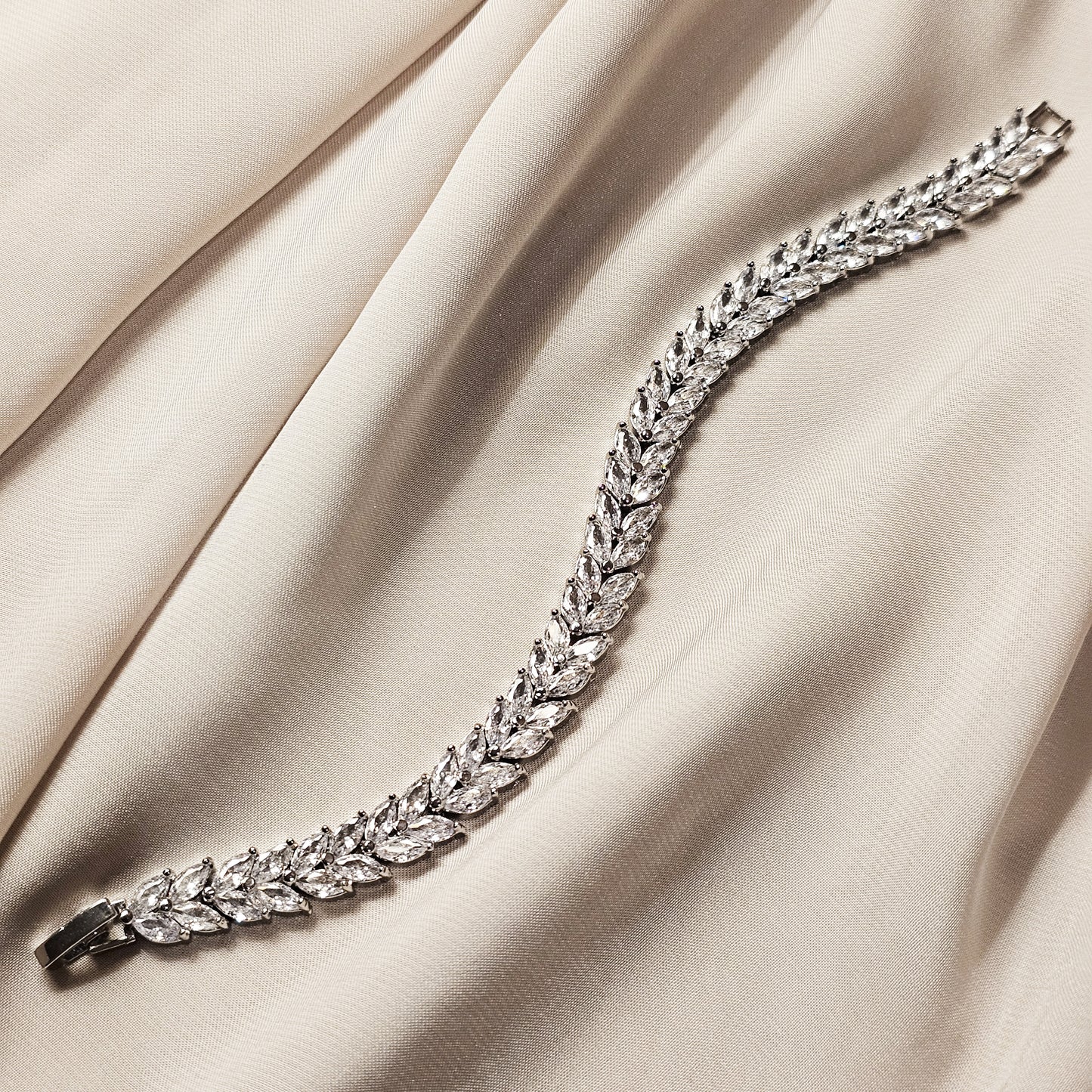 Diamond Cut Trendy Bracelet