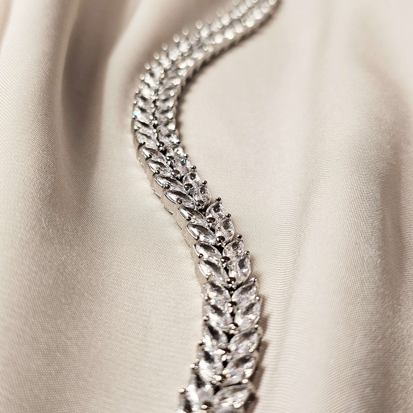 Diamond Cut Trendy Bracelet