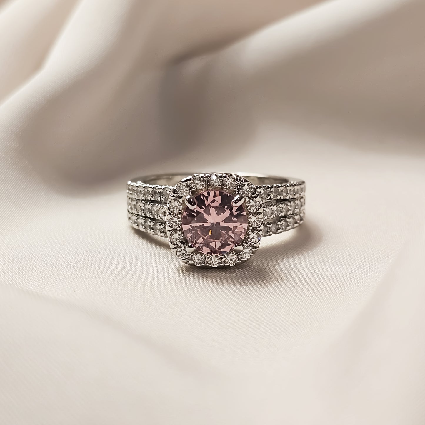 Classical Brilliant Cut Diamond Ring