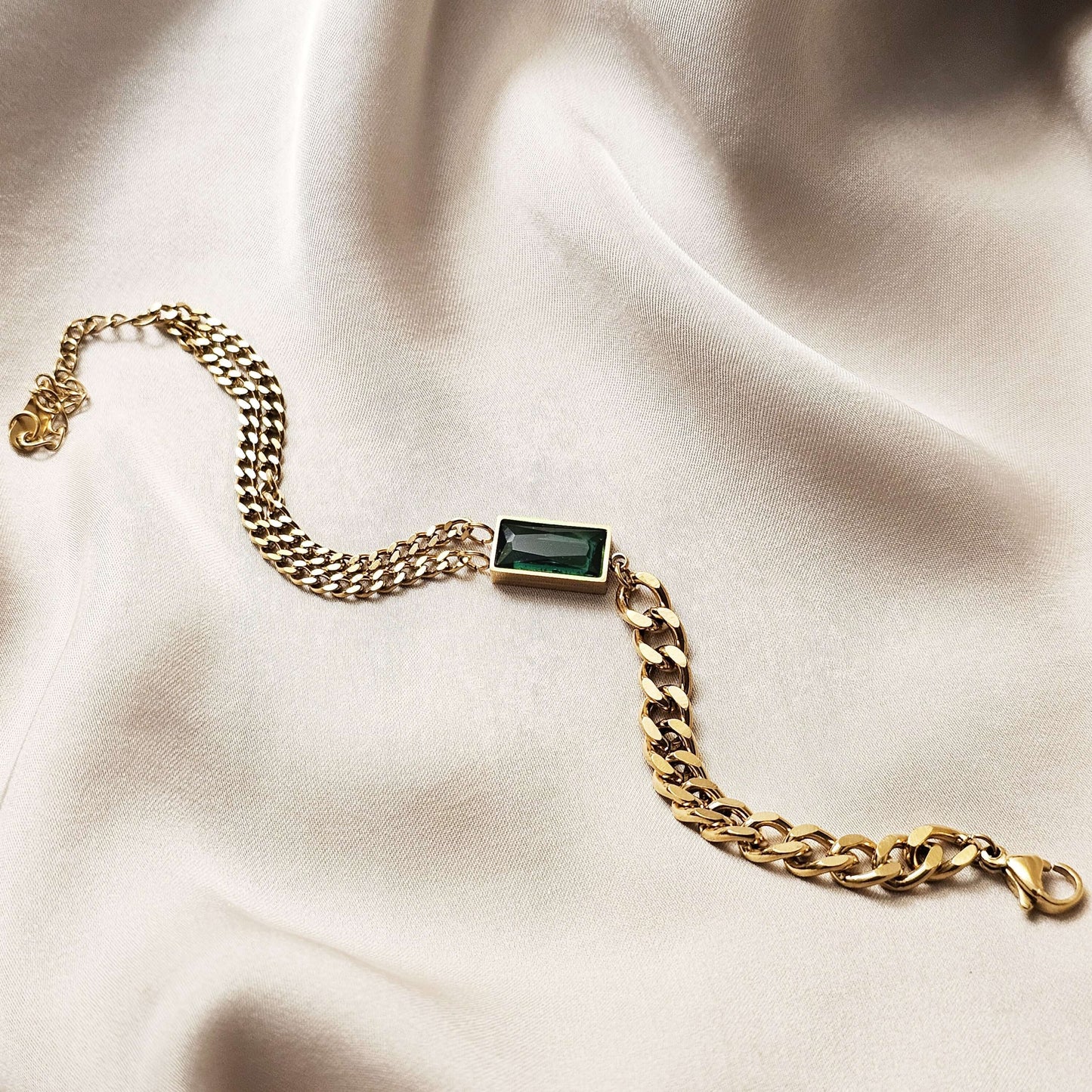 Geometric Green Emerlad Decorative Opening Adjustable Bracelet