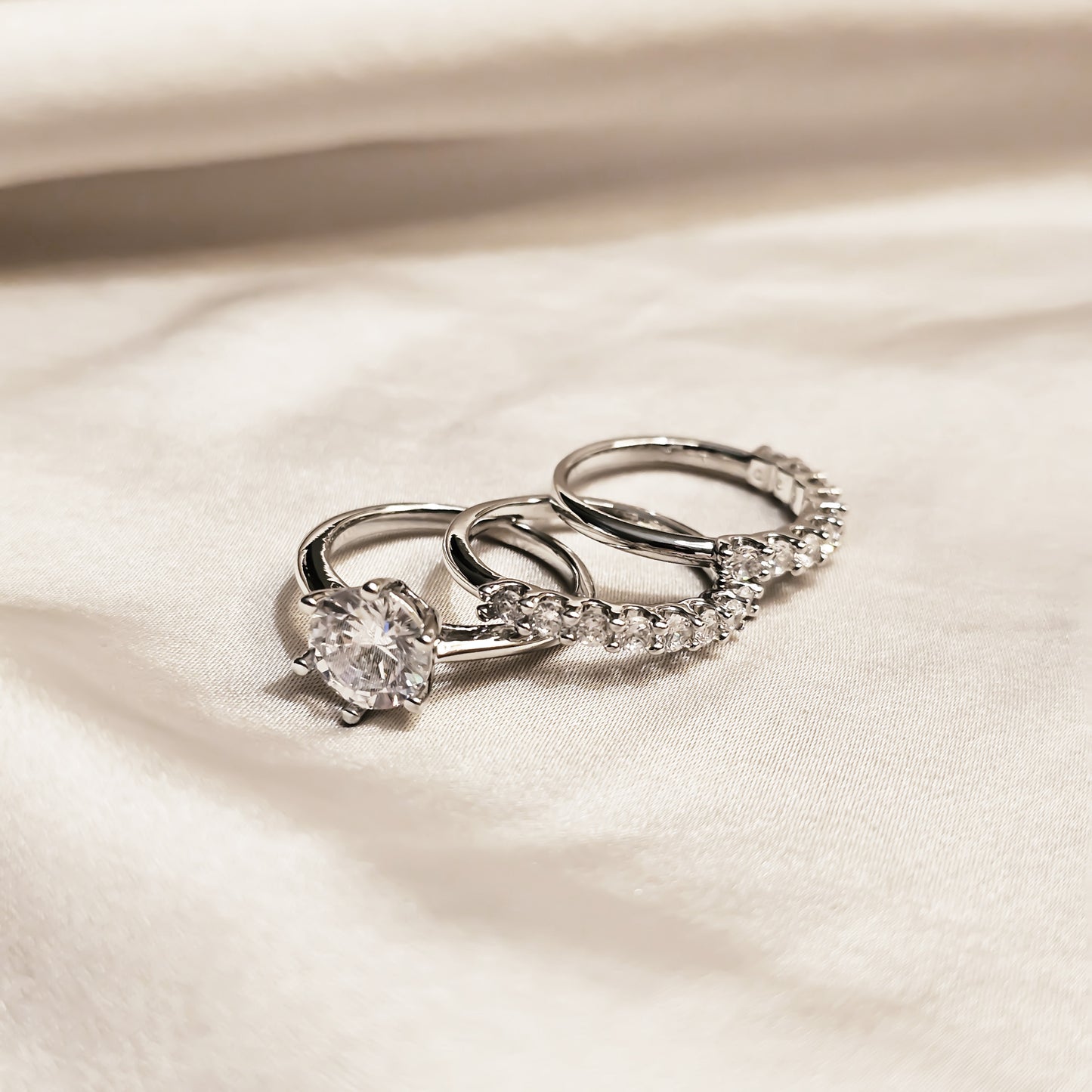 Radiant Reign 3 Pcs Ring