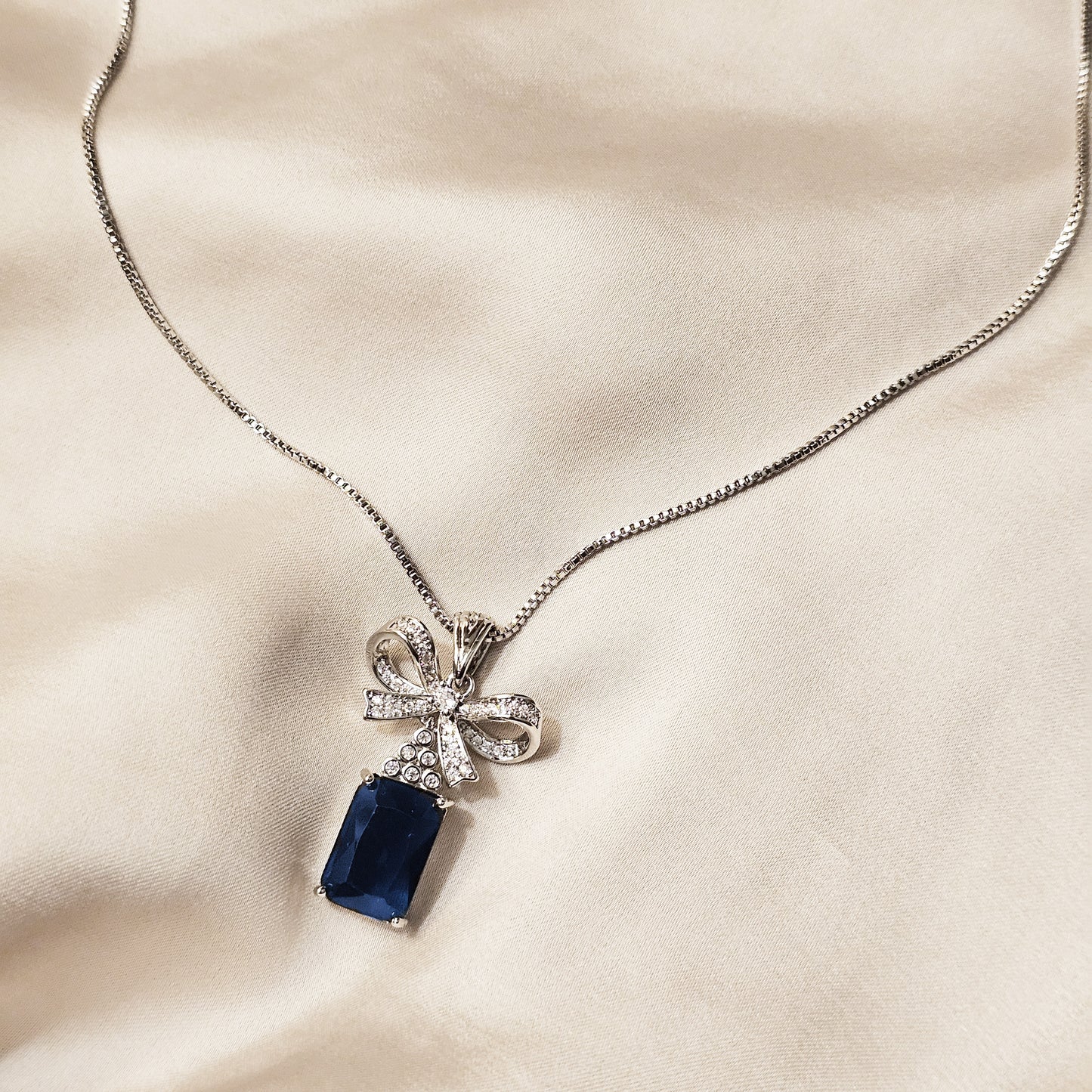 PureAura Pendant (Blue)