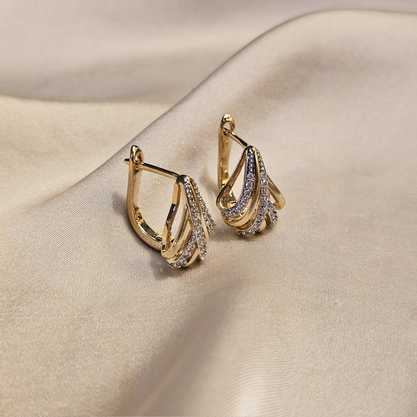 Dazzling Stream Earrings