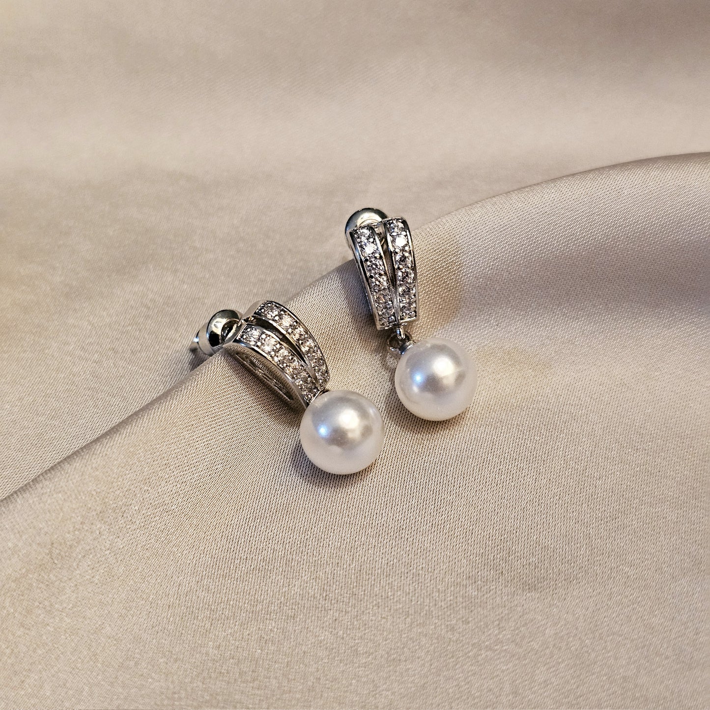Royal Glow Pearl Earrings
