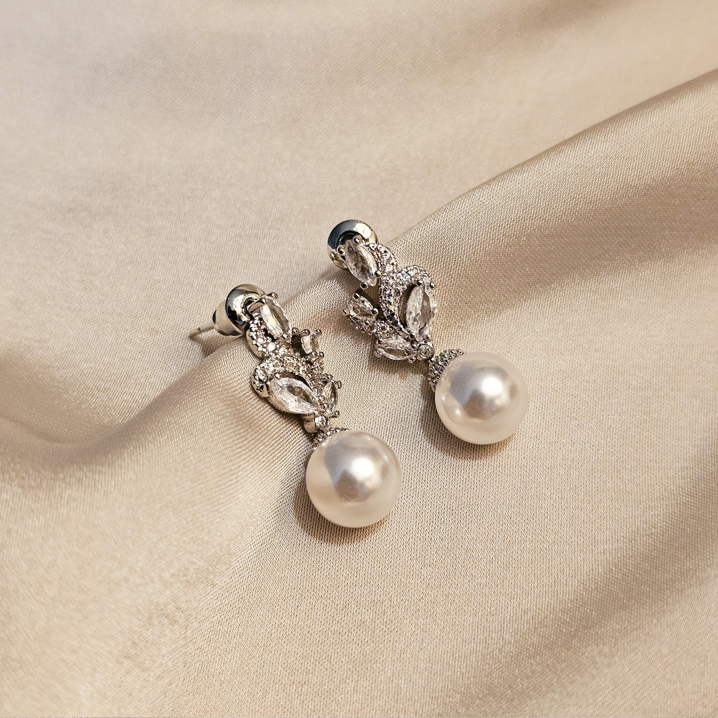 Pretty Dainty Pearl Earrings