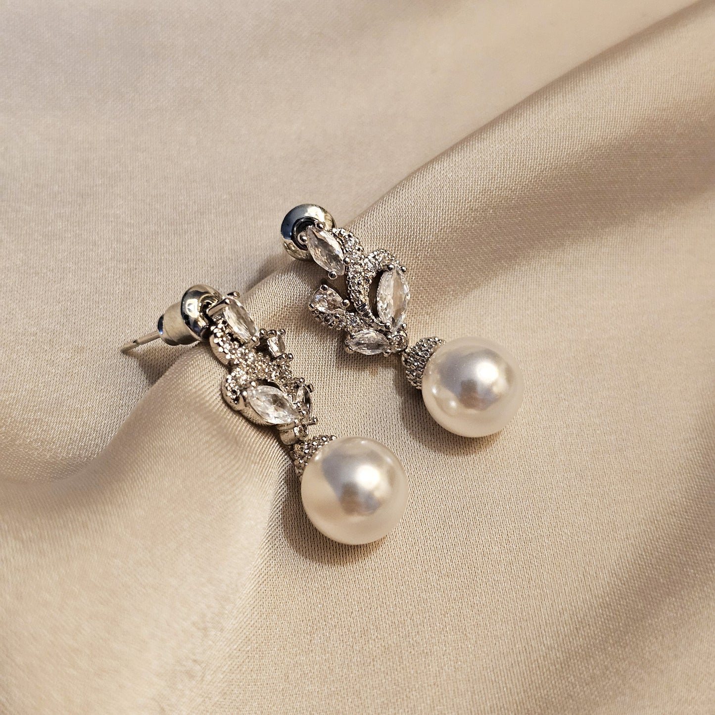 Pretty Dainty Pearl Earrings
