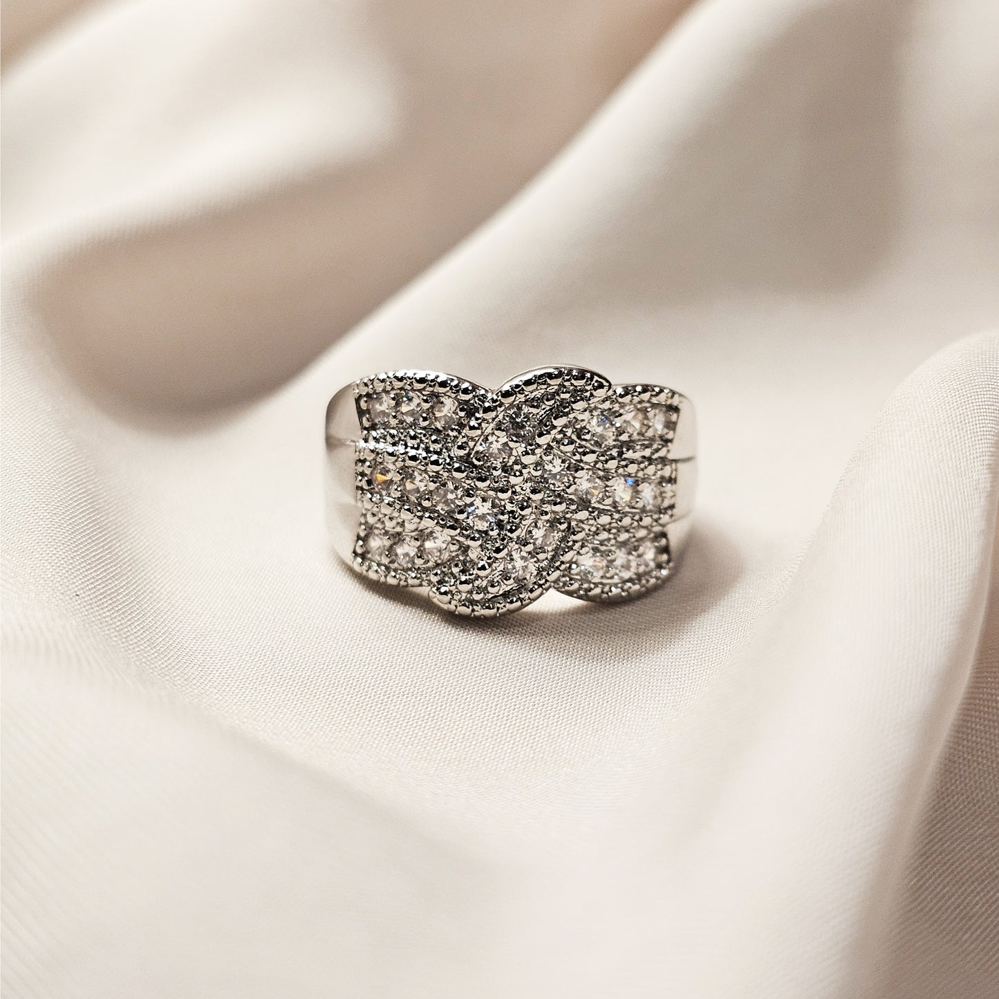 Zircon Stone Silver Ring