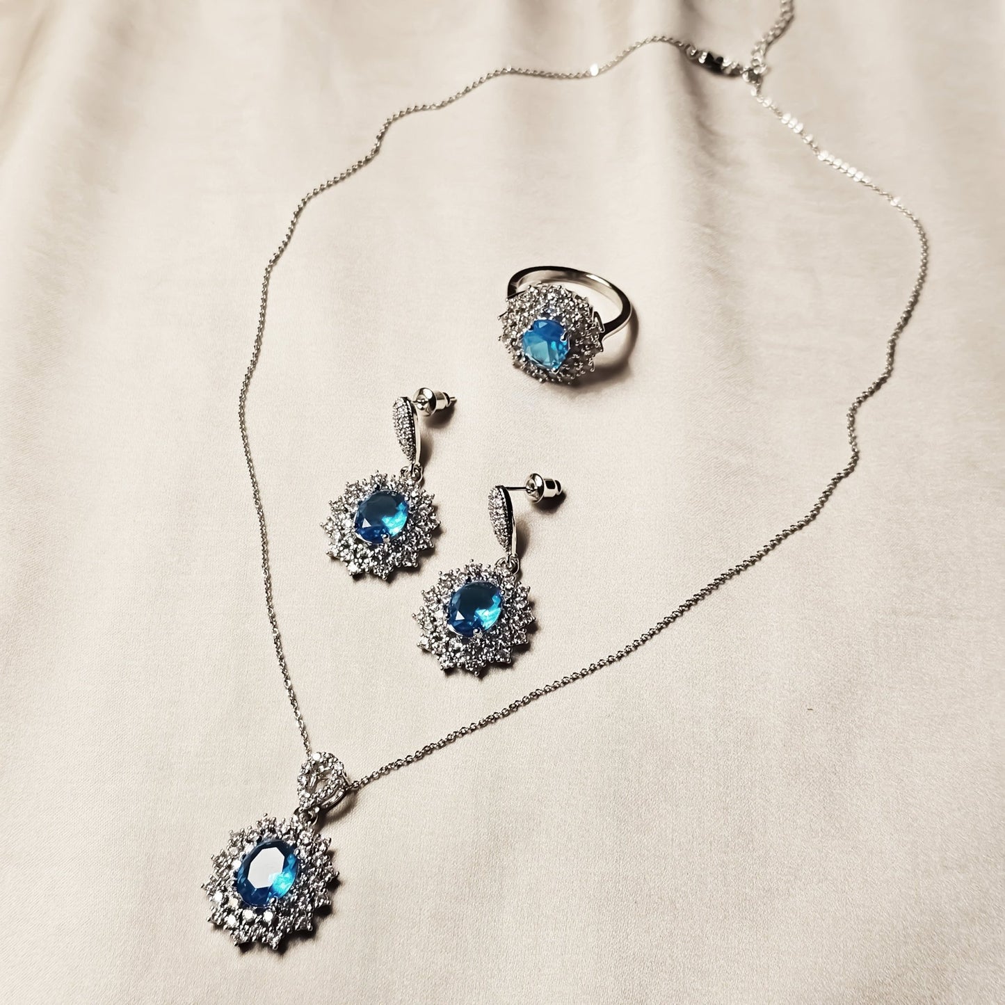 Auralis Blue Necklace With Ring - FAH Jewelry