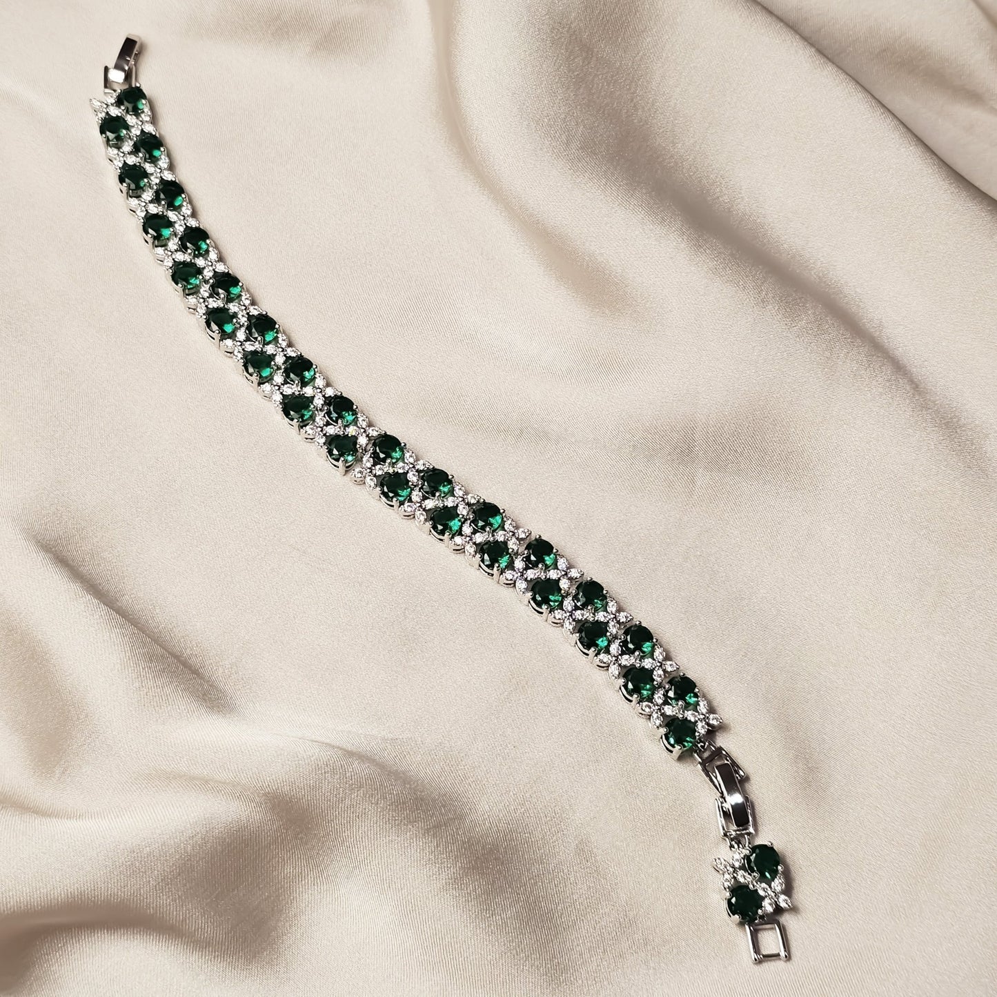 Celadon FlowerEndless Green - FAH Jewelry