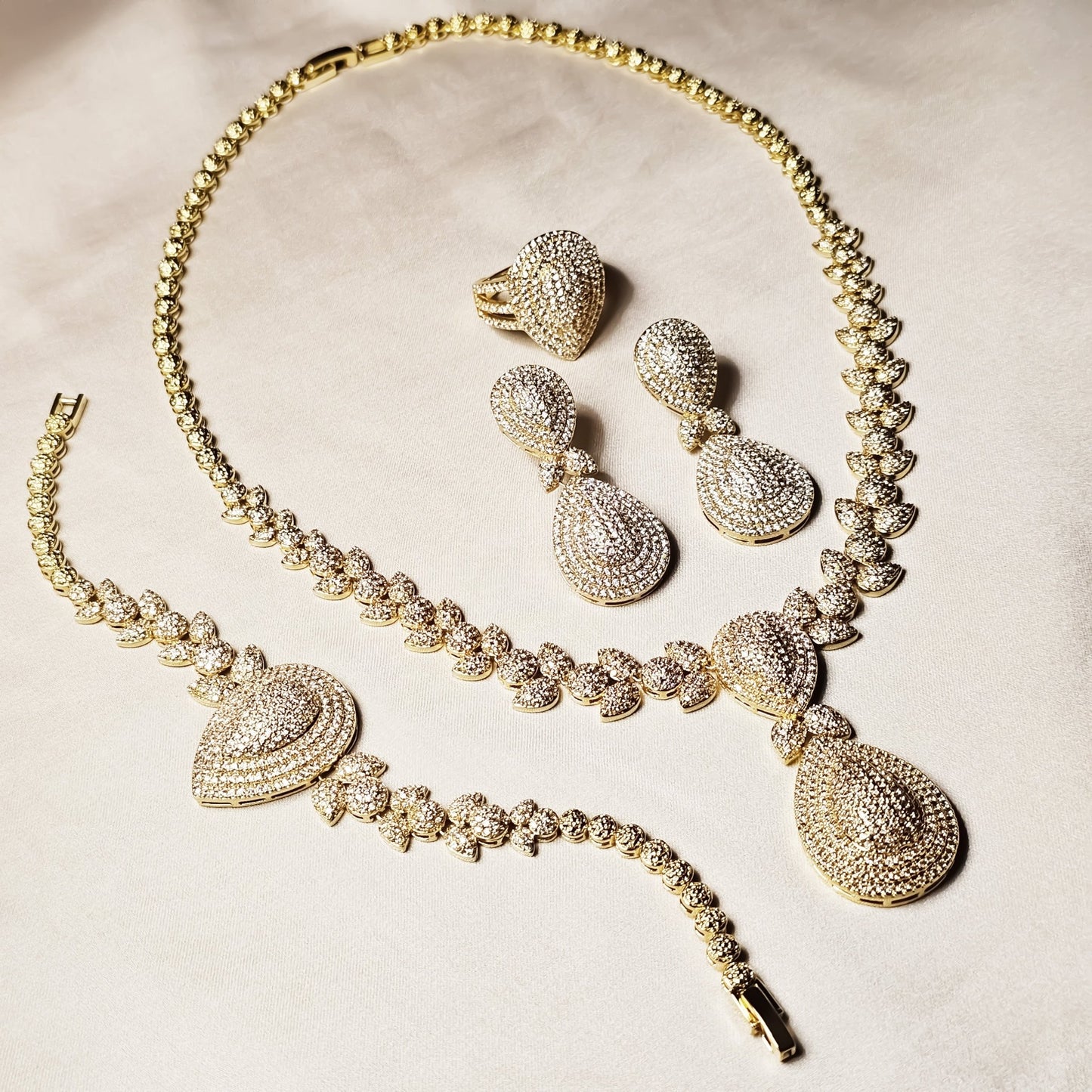 Dynasty Royale Bridal Set (GOLD PLATED) - FAH Jewelry