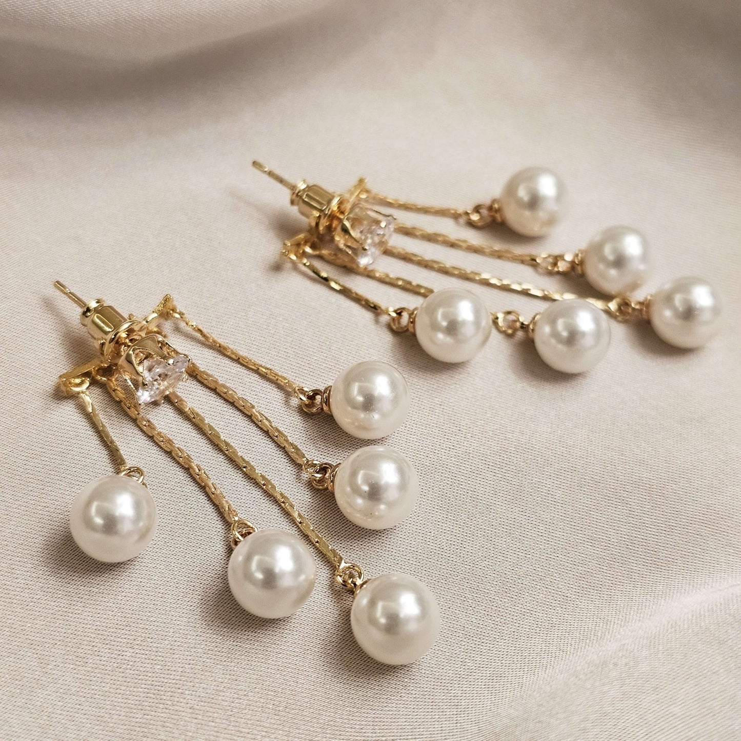 Fascinating French Golden Drop Earrings - FAH Jewelry