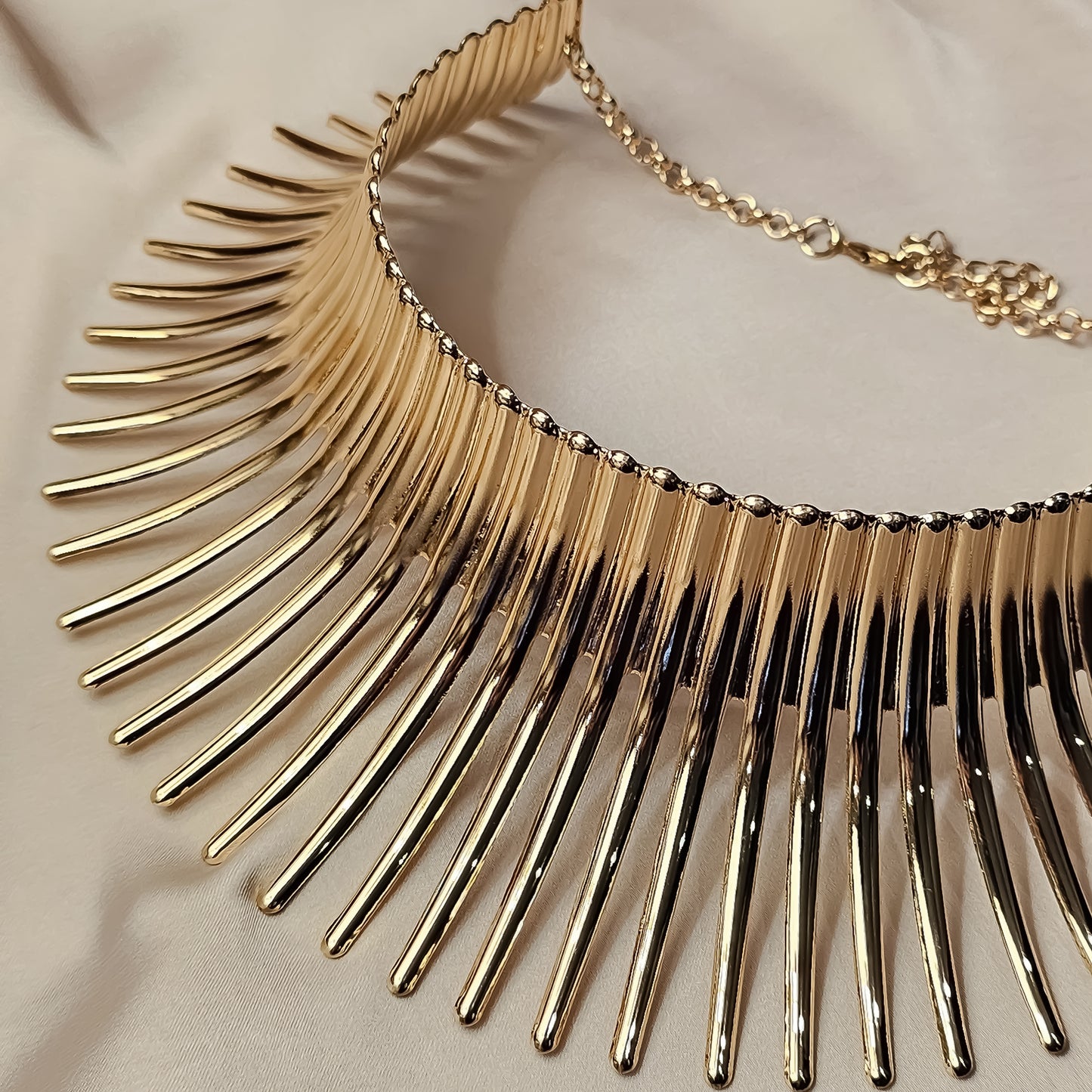 QENA Gold Statement Tribal Choker