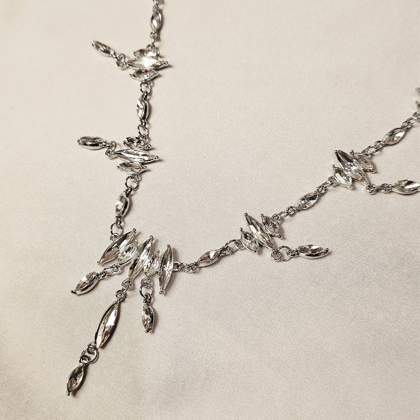 Petite Leaf Necklace