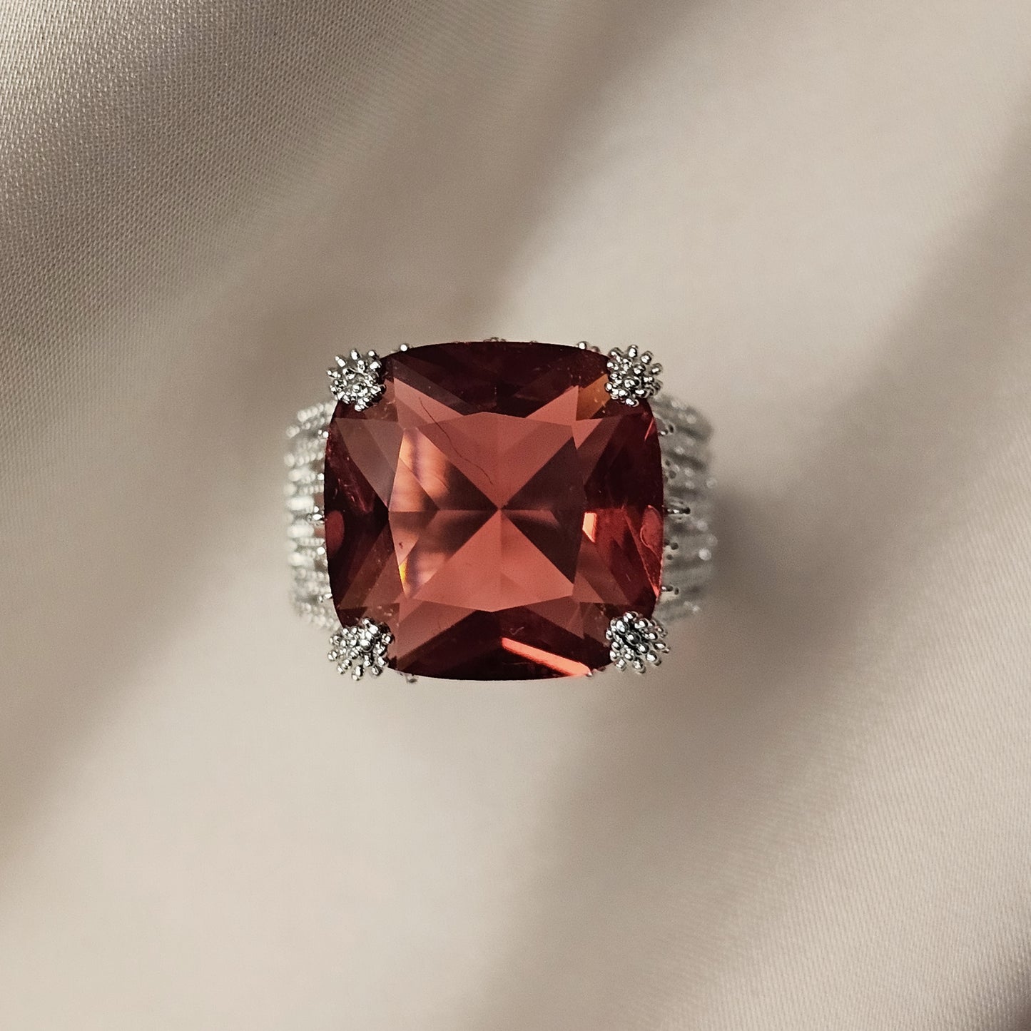 Luxurious Charming Faux Ruby Ring Cubic Square Zirconia Ring