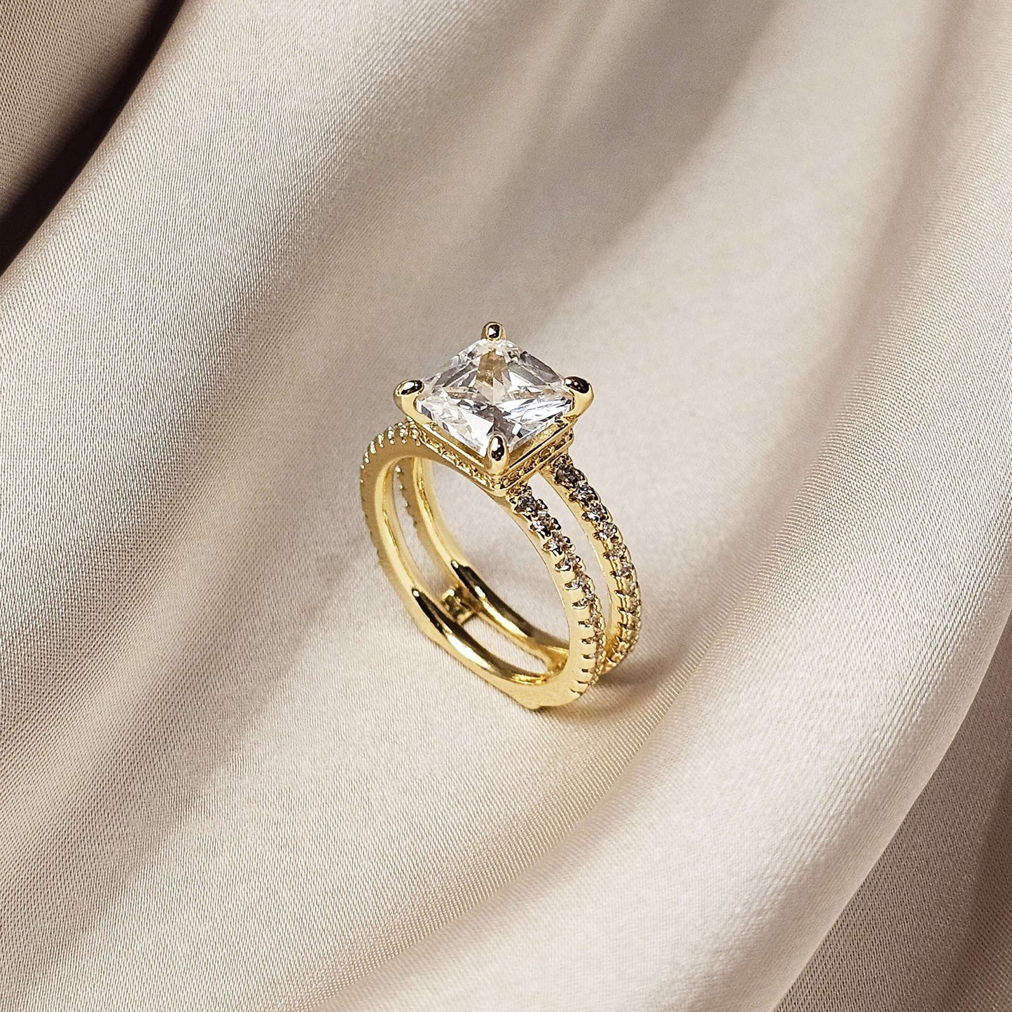 Chic Exquisite Bright Luster Ring
