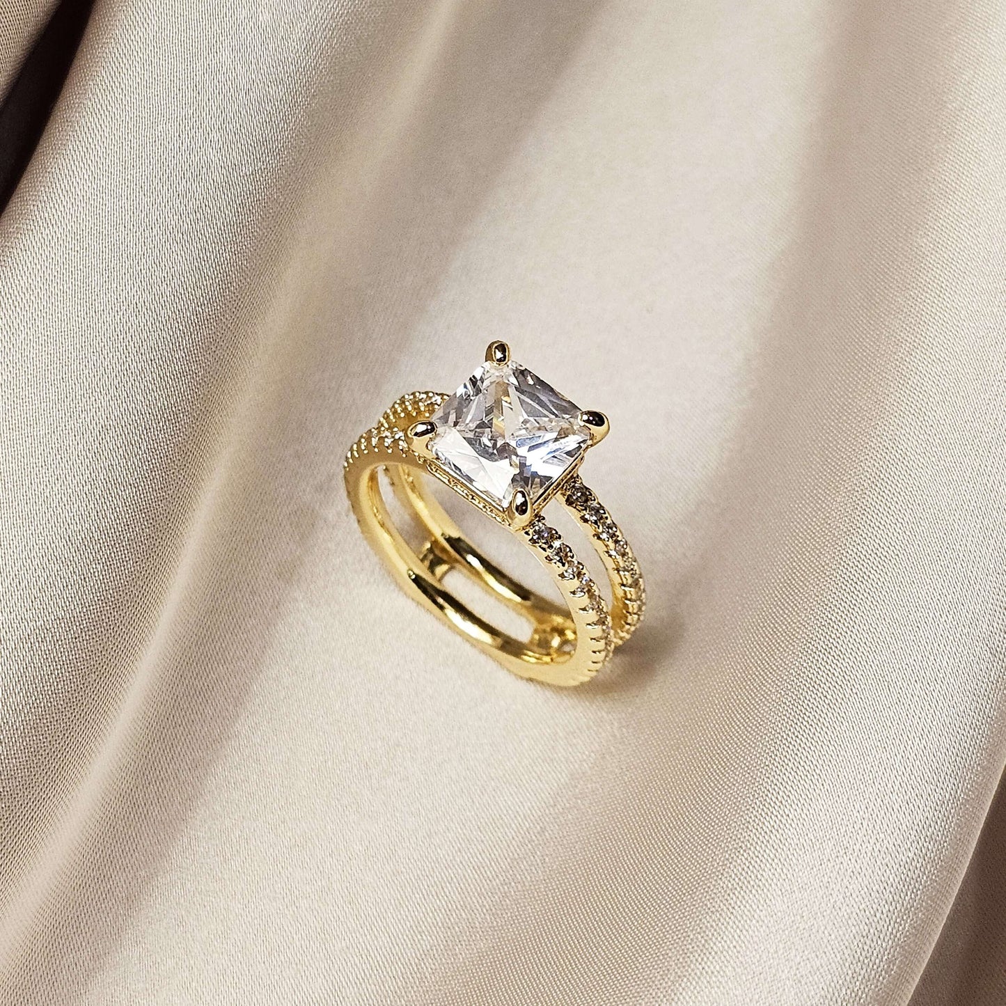 Chic Exquisite Bright Luster Ring