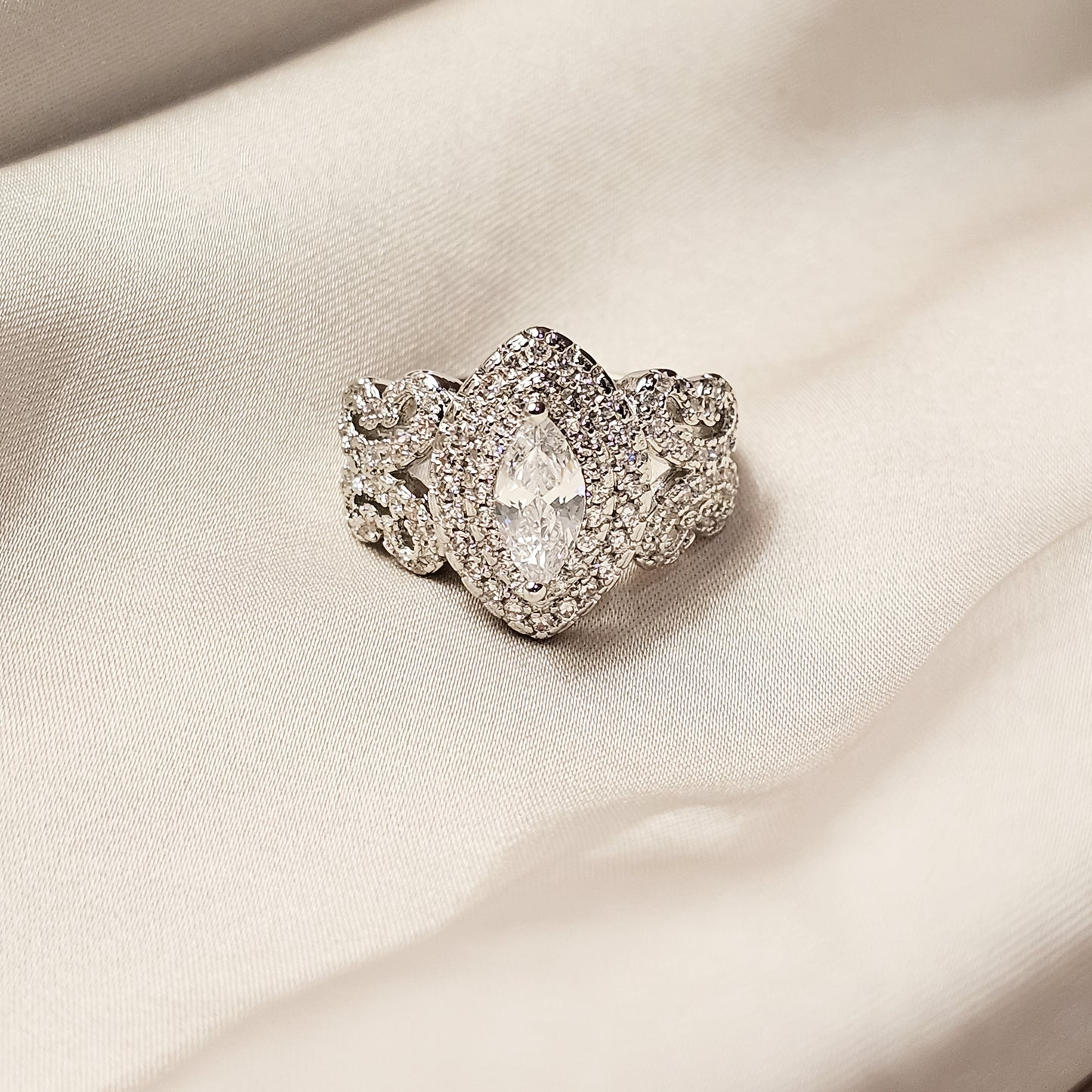 Sterling Silver Luxury Marquise Cut SONA Ring