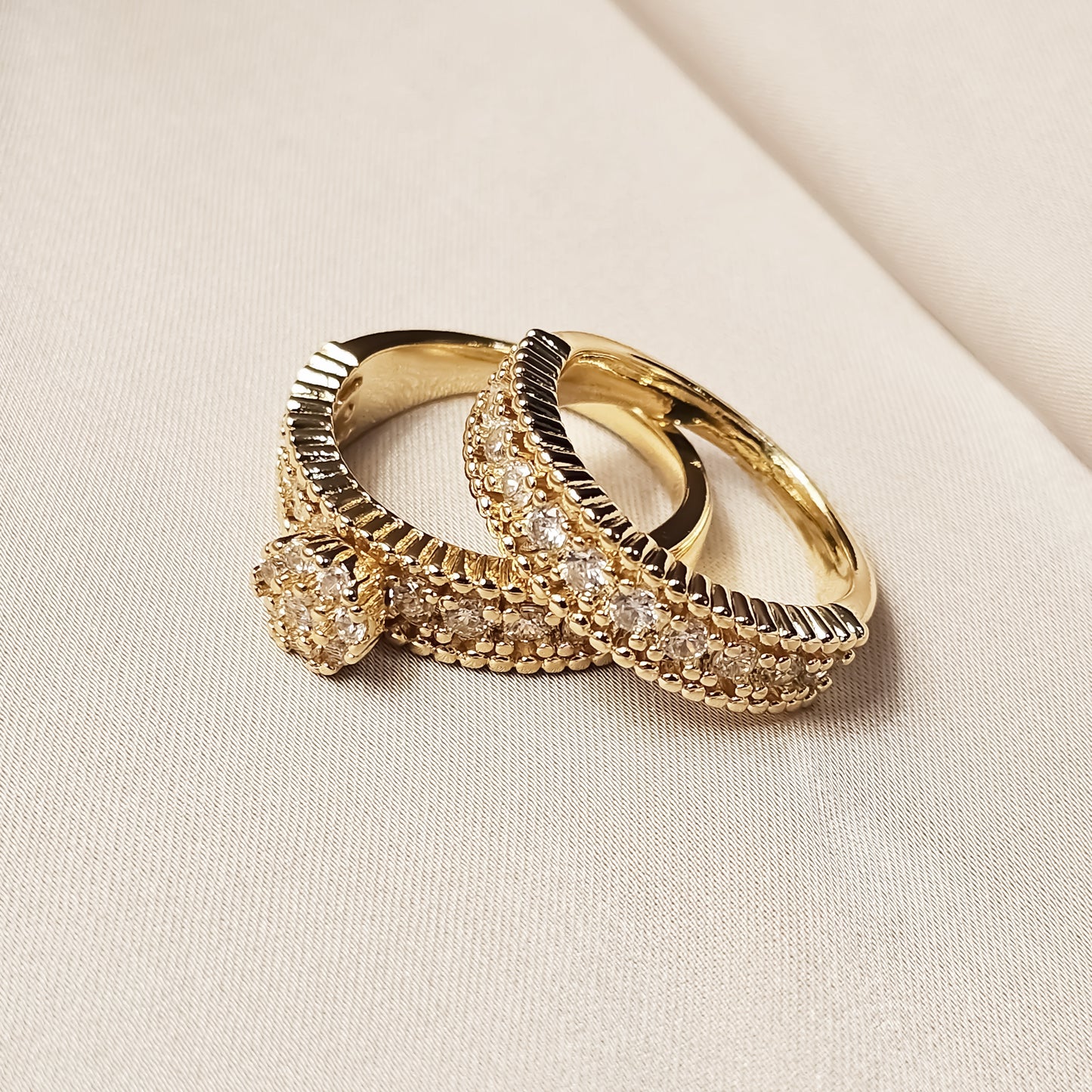 Double Diamonds Huggie Ring