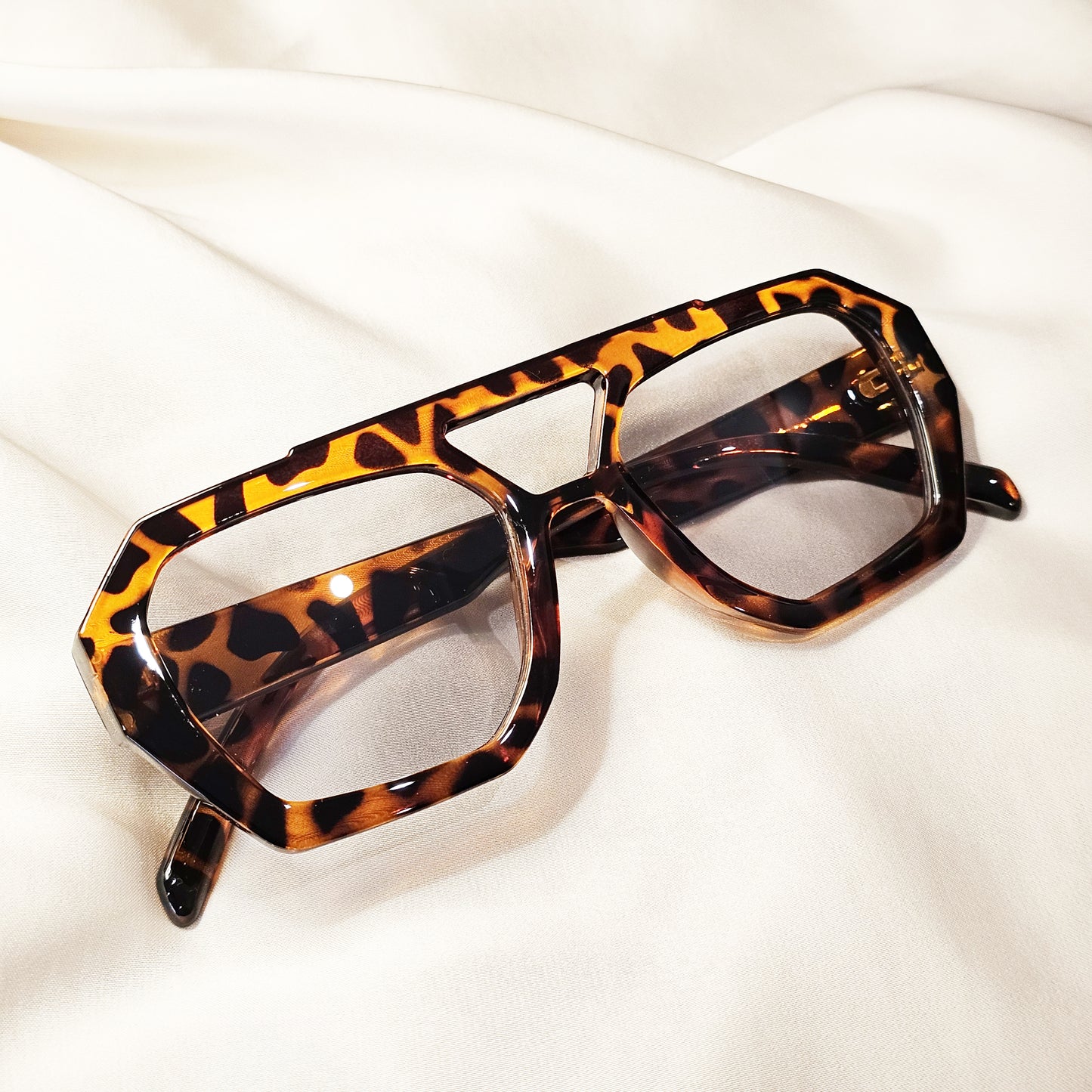 River Honey Tort/Sage Sunglasses