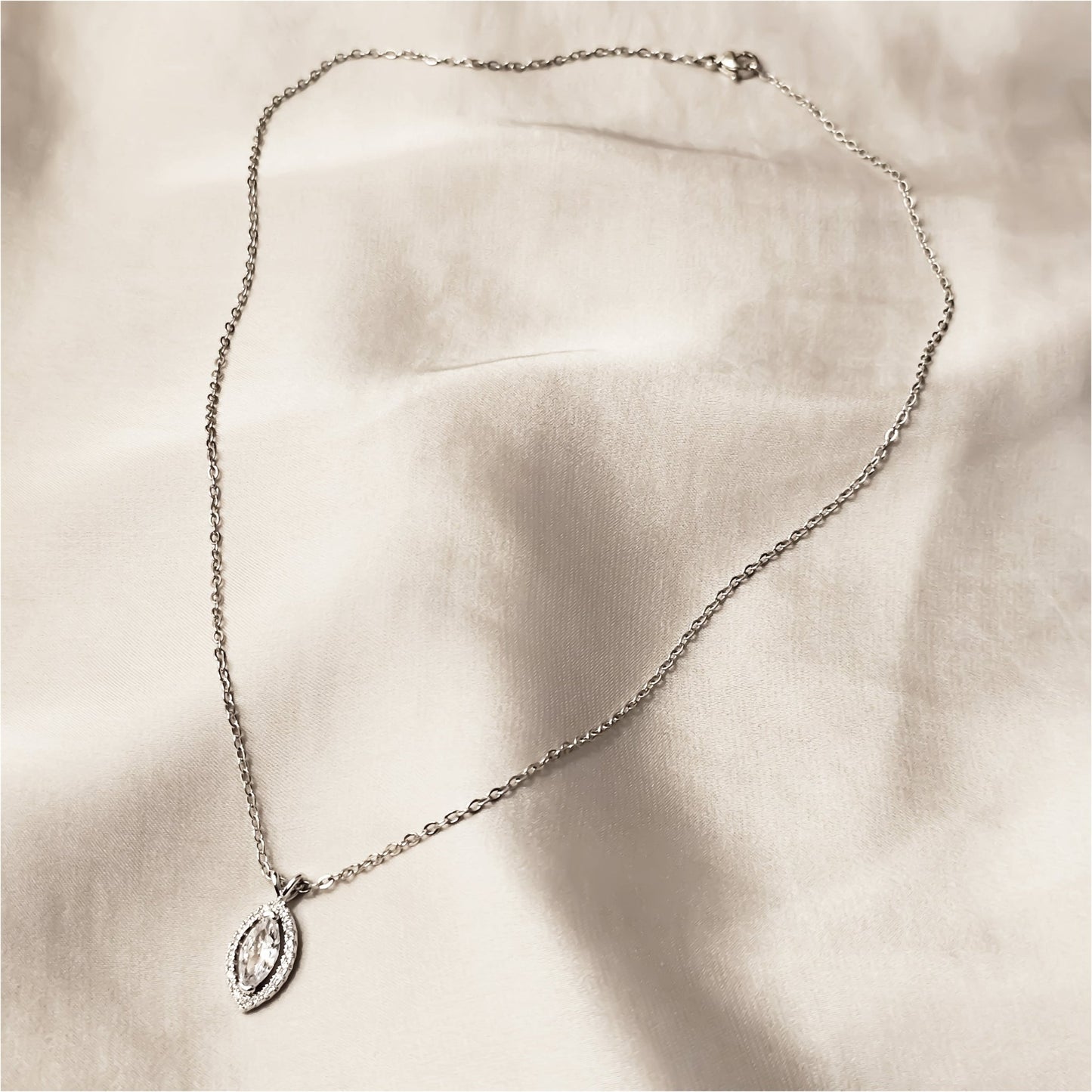 Silver Light Luxury Diamond Zircon Eye Necklace - FAH Jewelry