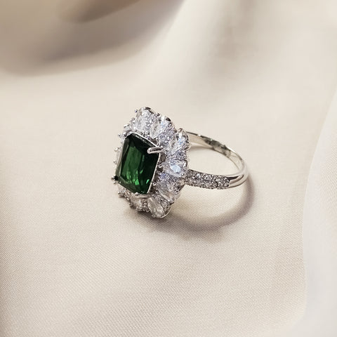 Green Emerald Gemstone Ring