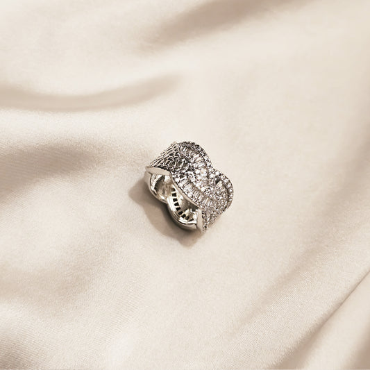 Twilight Embrace Zircon Ring