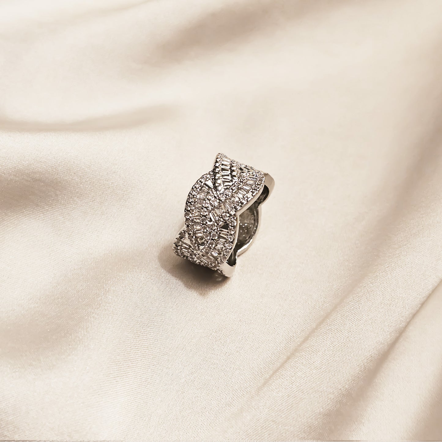Twilight Embrace Zircon Ring