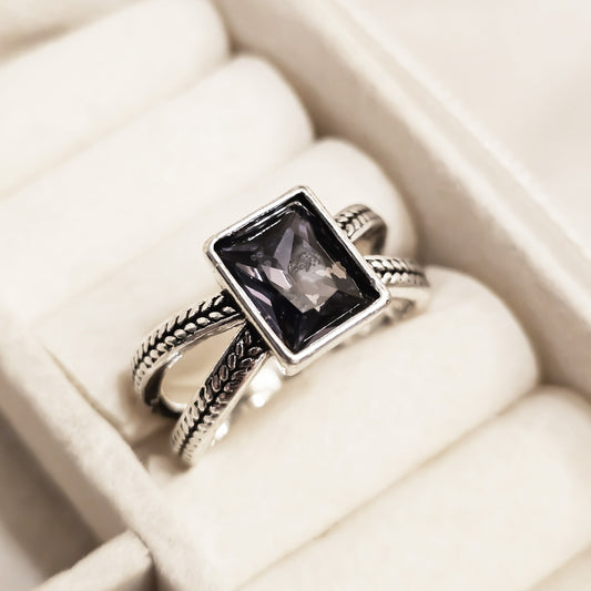 Rectangle Zircon Lux-Silver-Purple Ring