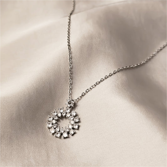 Classical Luxury Round Diamond Cut Pendant