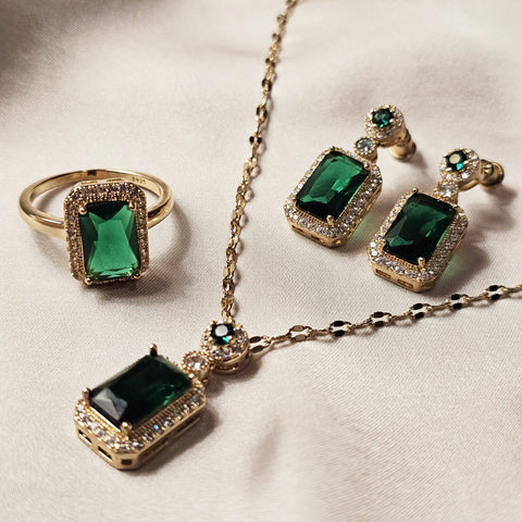 Emerald Perfume Bottle Jewelry Set Exquisite Necklace Earrings Ring