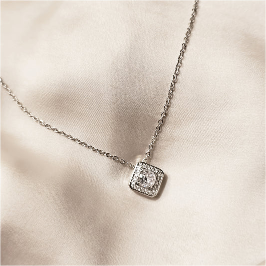 Gorgeous Cubic Zirconia Pendnt