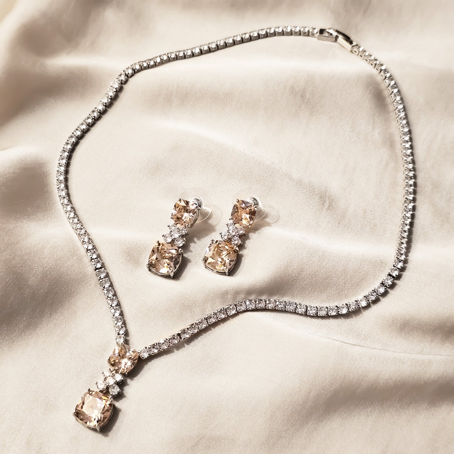 SQUARE SERENA NECKLACE - 925 SILVER (Pink)