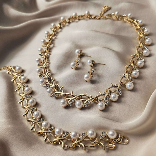 3pcs Elegant Crystal Boho Chic Irregular Pearl Necklace - FAH Jewelry