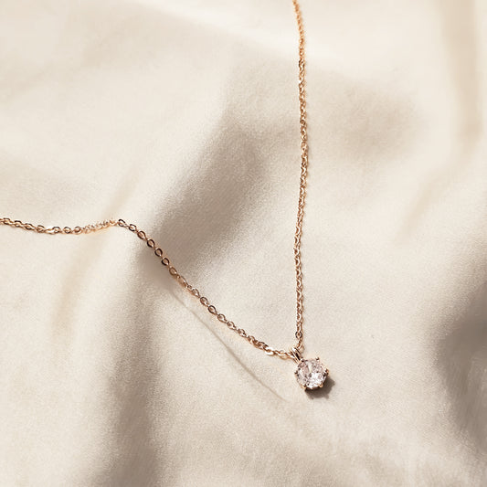 American Trendy Sparking Round Zircon Pendant