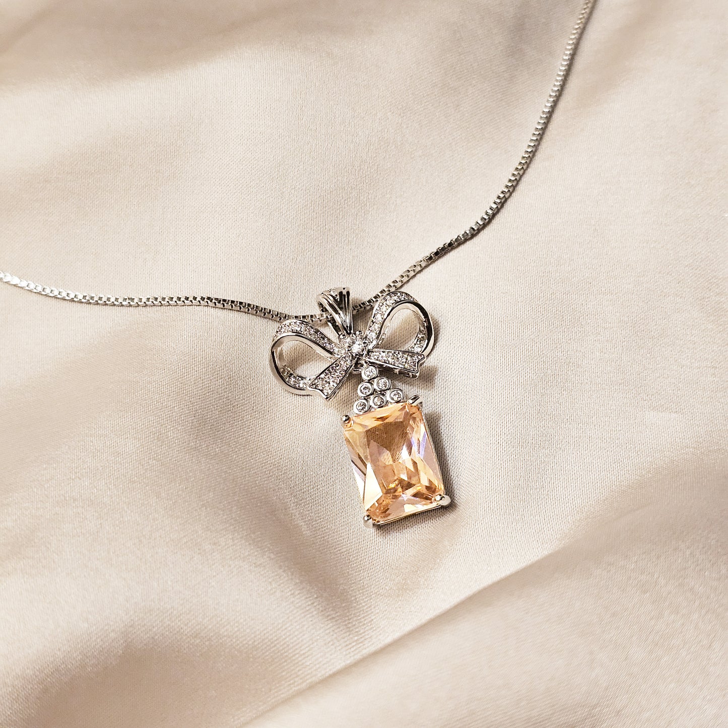 PureAura Pendant (Pink )