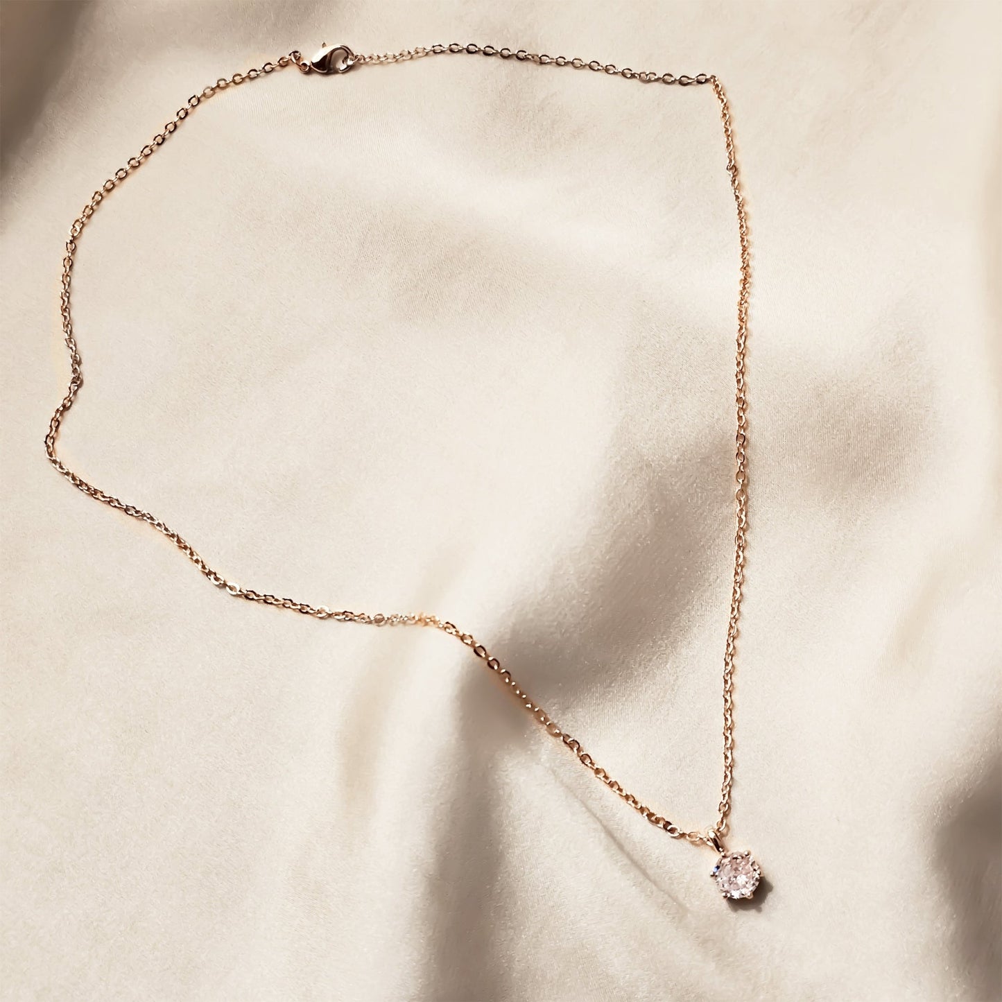 American Trendy Sparking Round Zircon Pendant - FAH Jewelry