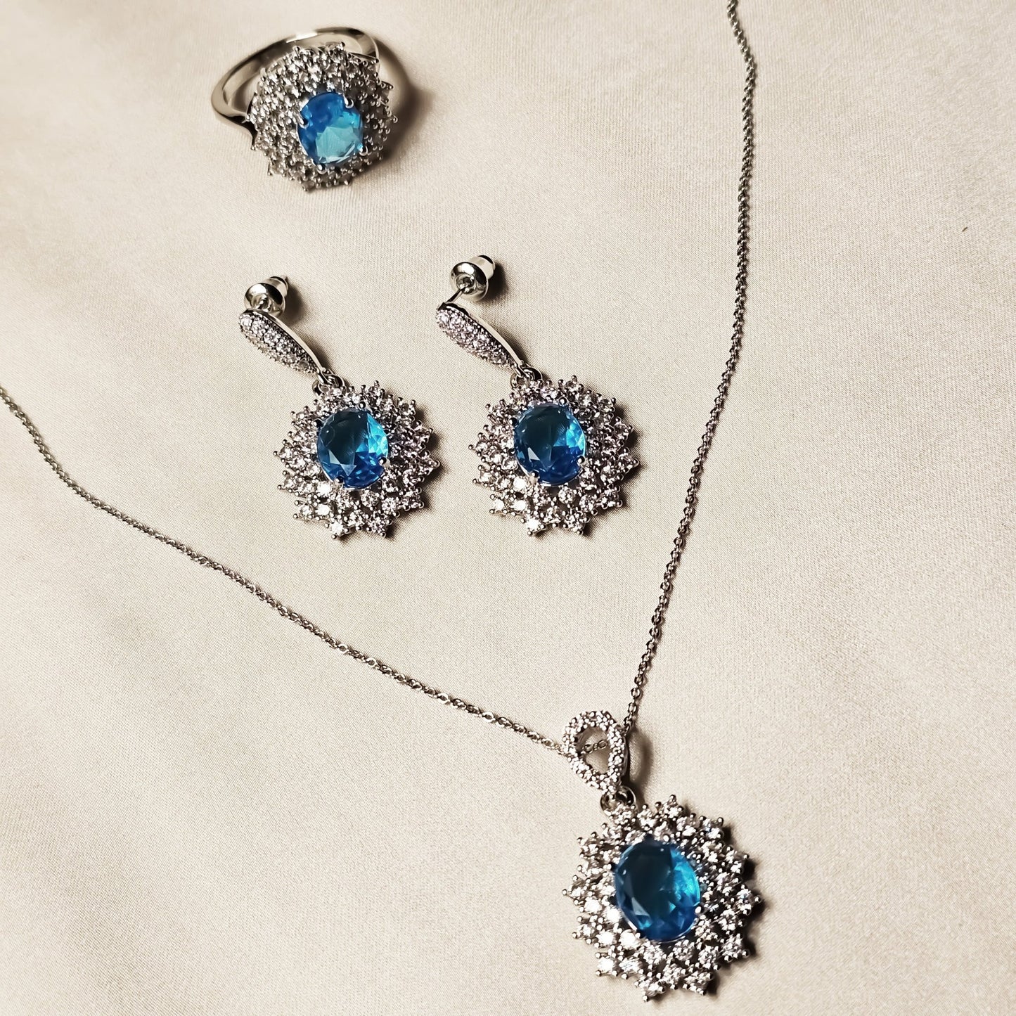Auralis Blue Necklace With Ring - FAH Jewelry
