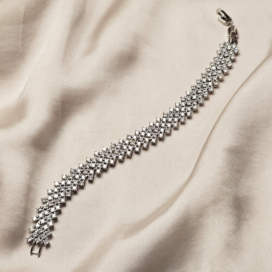 Aurora White Minimal Glow - FAH Jewelry