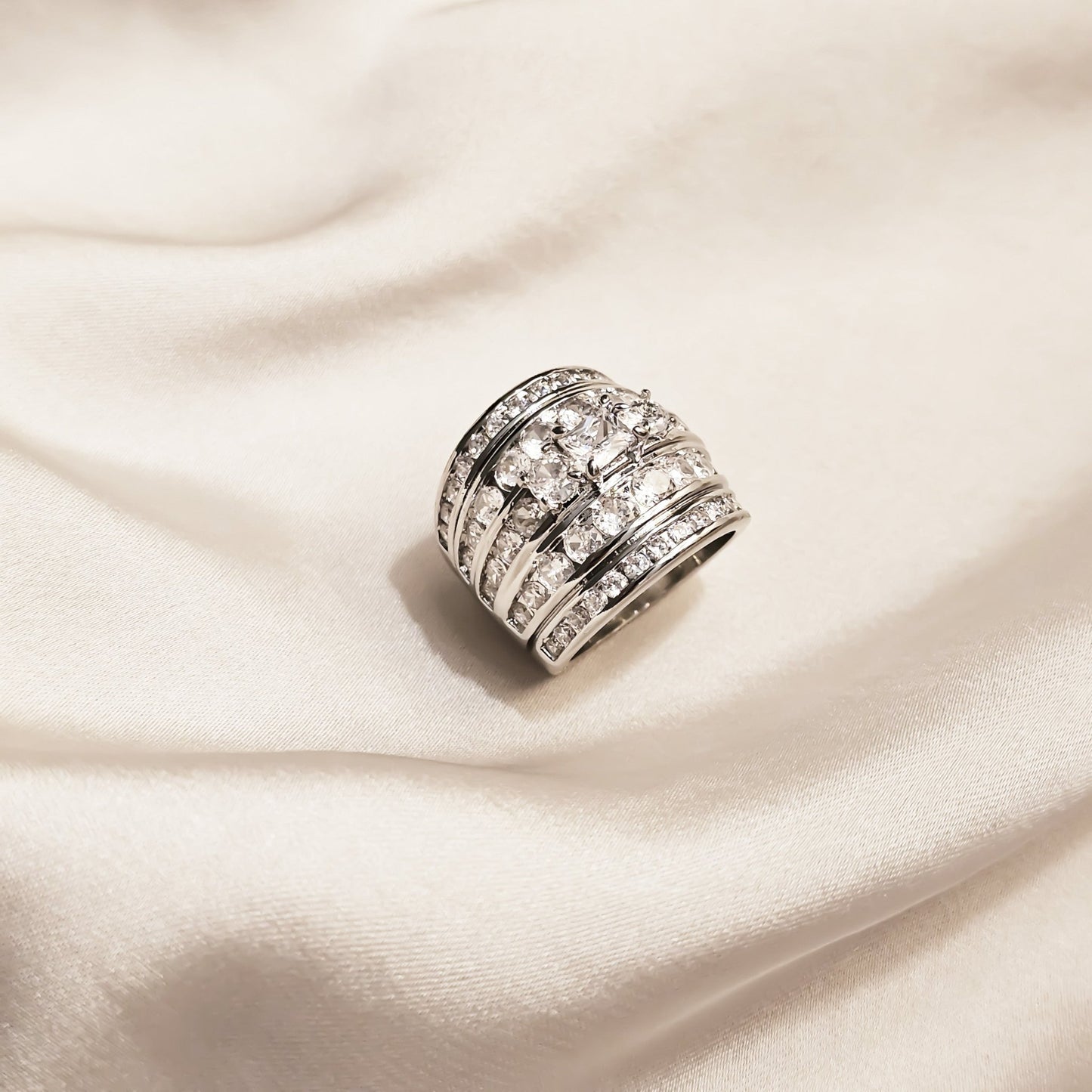 Blooming Grace Band Ring - FAH Jewelry