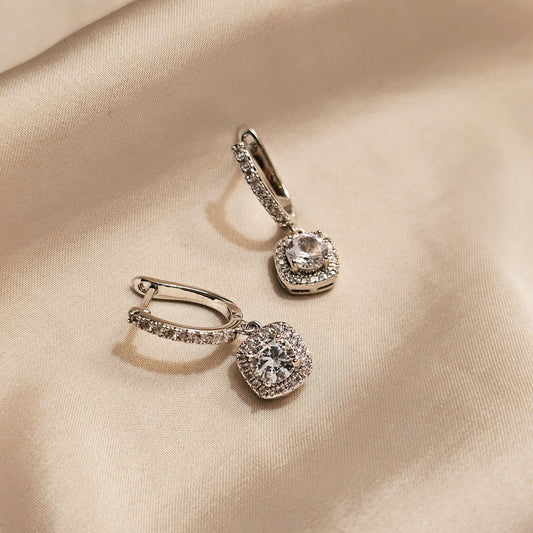 Chic Corners Diamond Frames - FAH Jewelry