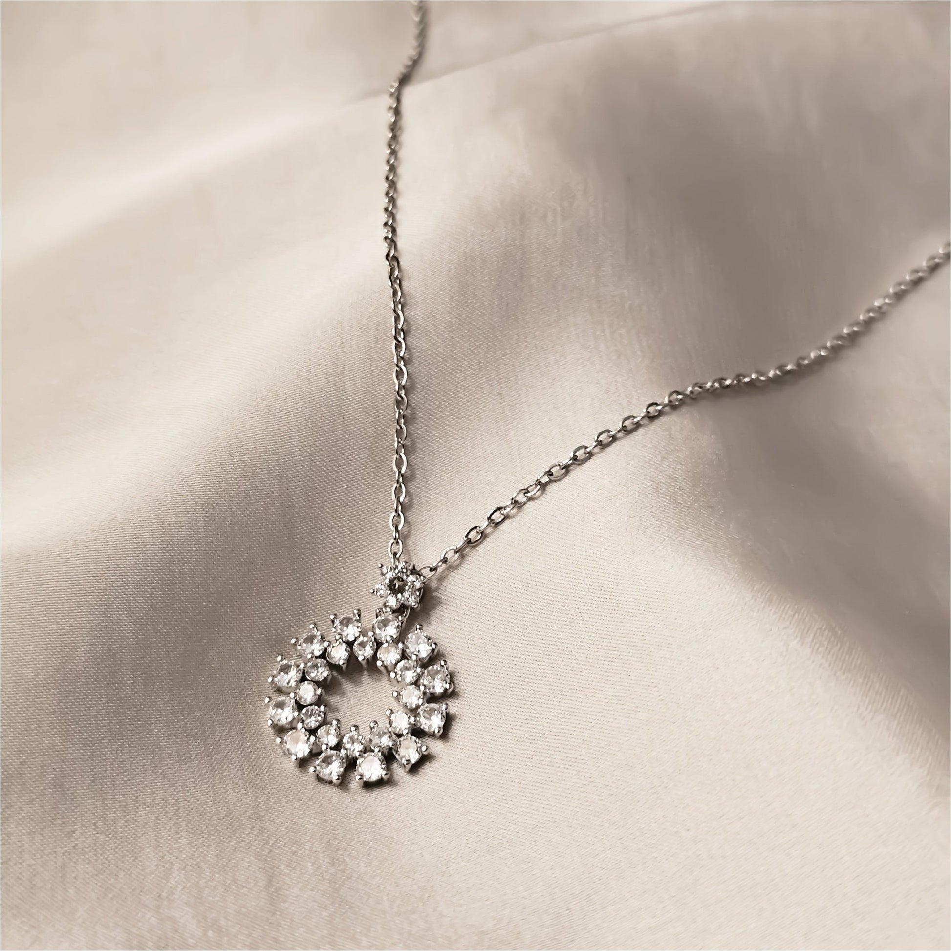 Classical Luxury Round Diamond Cut Pendant - FAH Jewelry