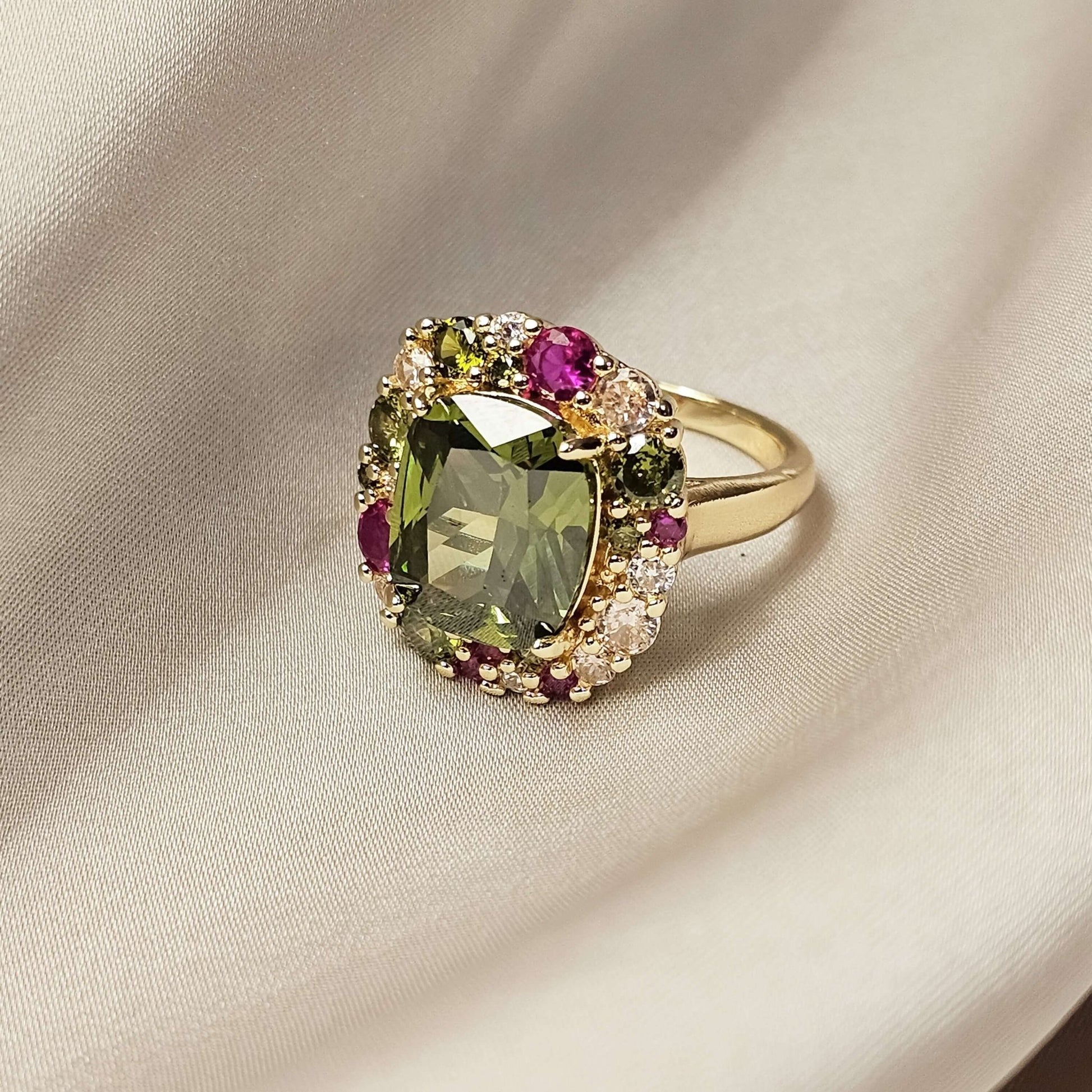 Colorful Green Cubic Zirconia Ring - FAH Jewelry