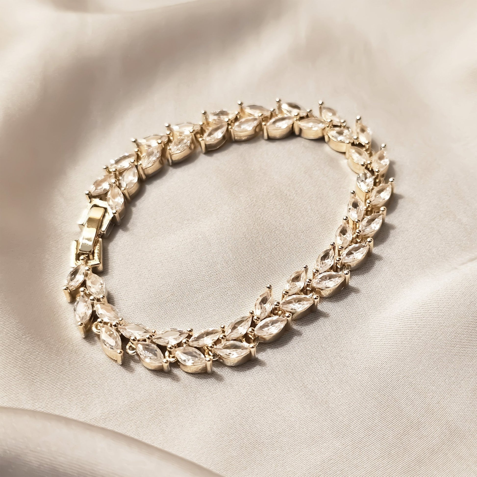 Complex Marquise Wreath Gold Bracelet - FAH Jewelry