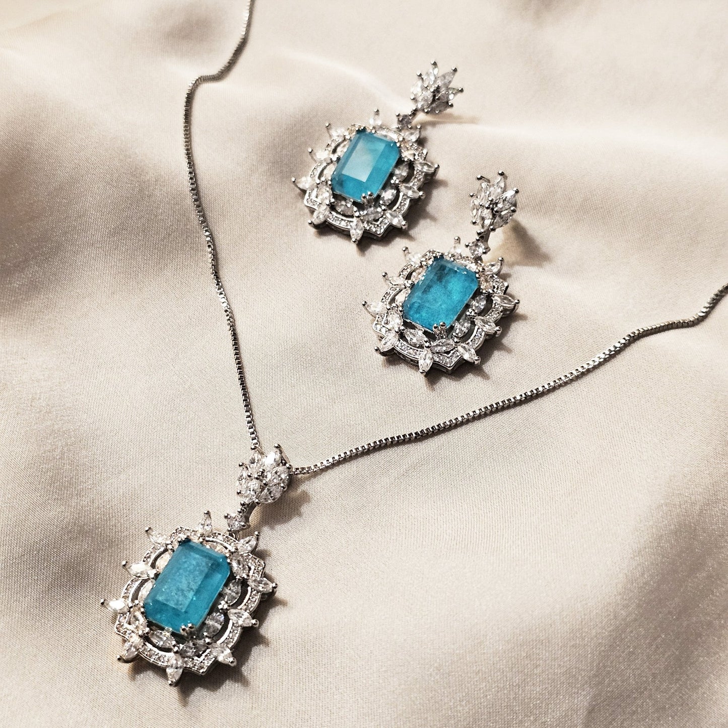 Creative Retro Blue Gemstone Necklace Earrings - FAH Jewelry