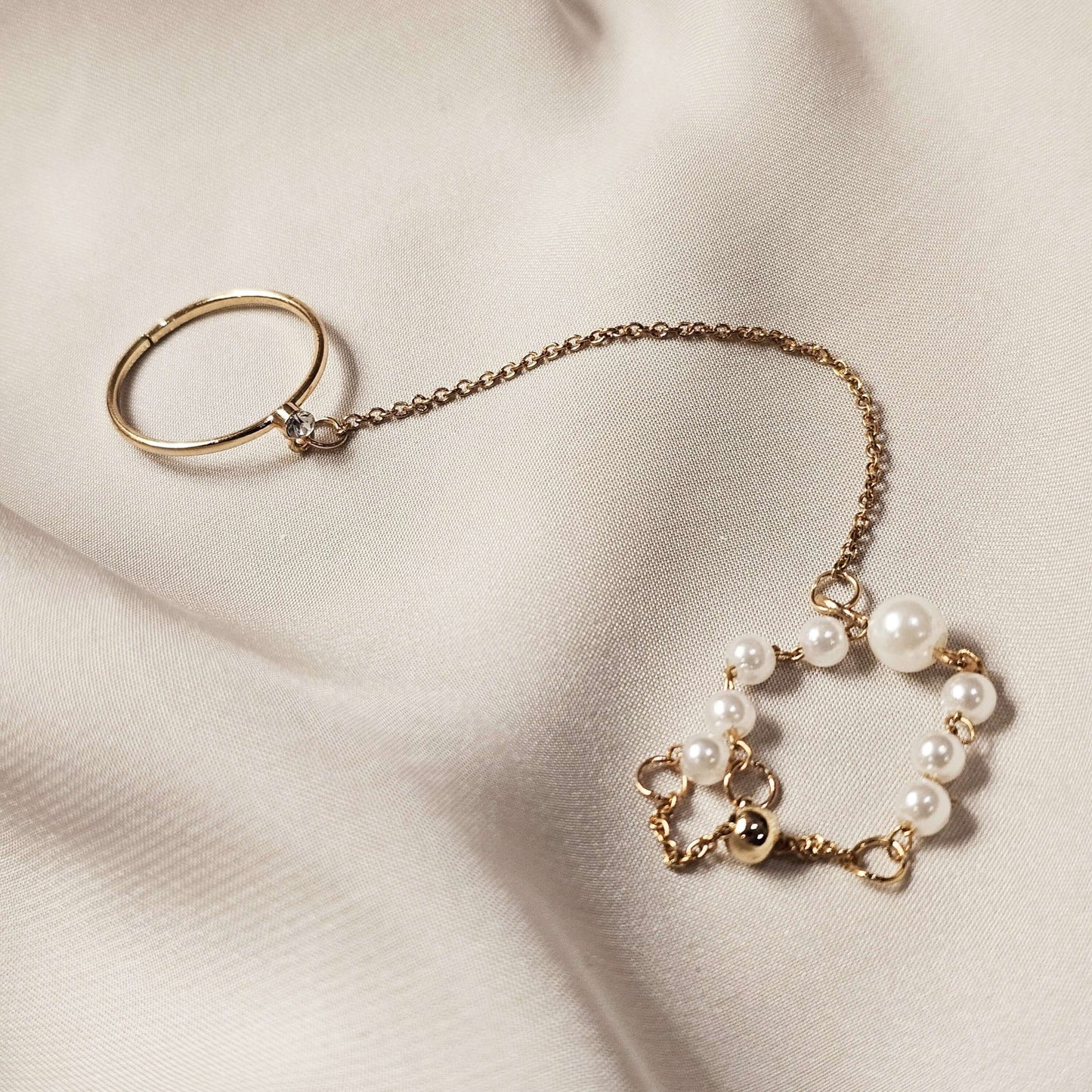 Creative Retro Two - Rings With Chain - FAH Jewelry