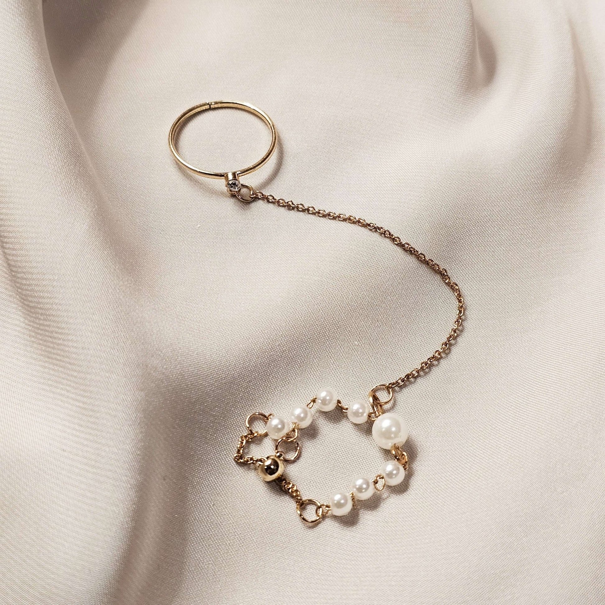 Creative Retro Two - Rings With Chain - FAH Jewelry