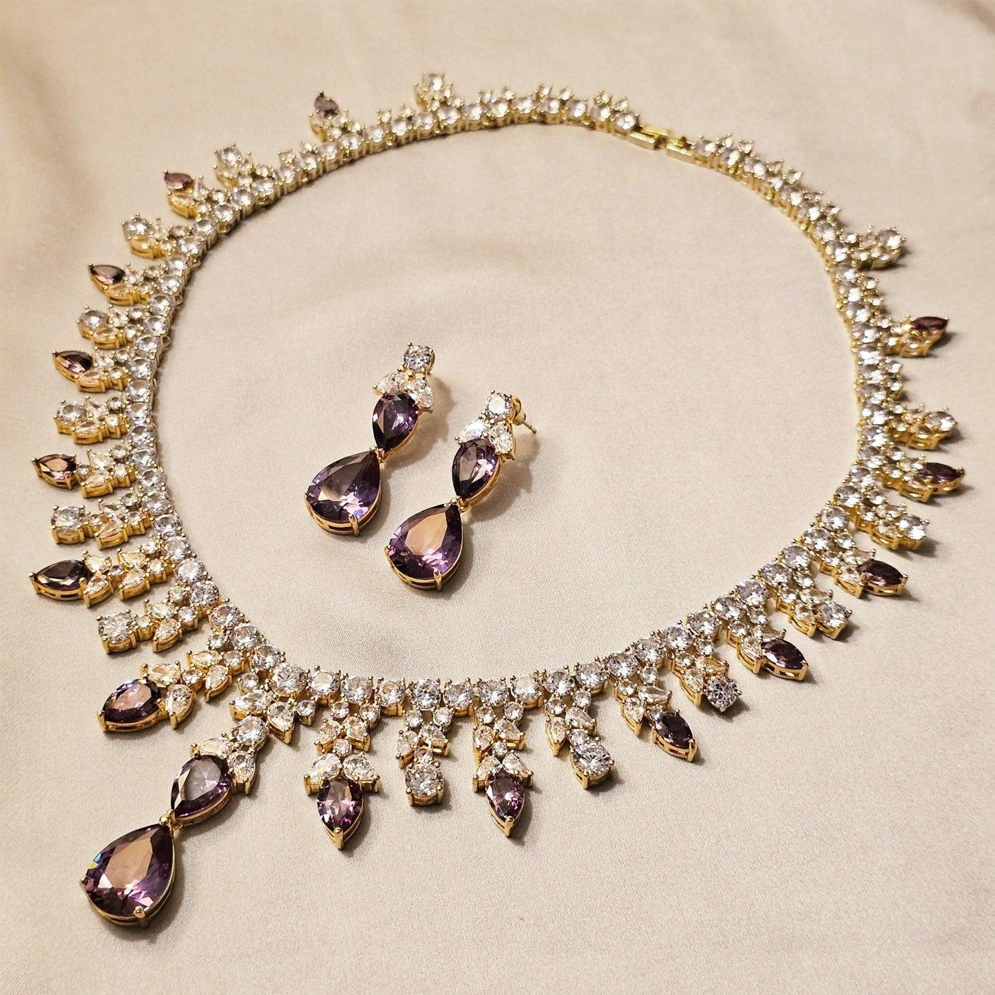 Crown Violet Serenade(GOLD PLATED) - FAH Jewelry