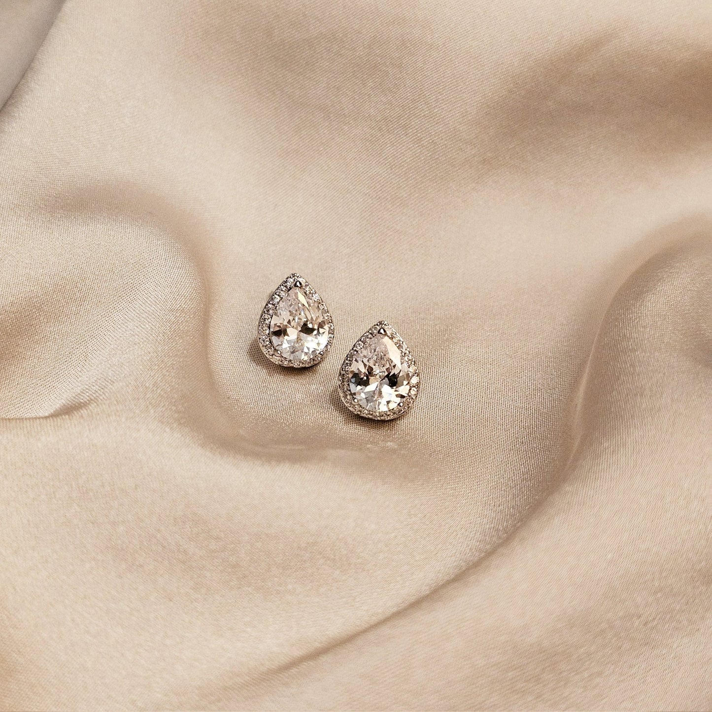 Crystal Dots - FAH Jewelry